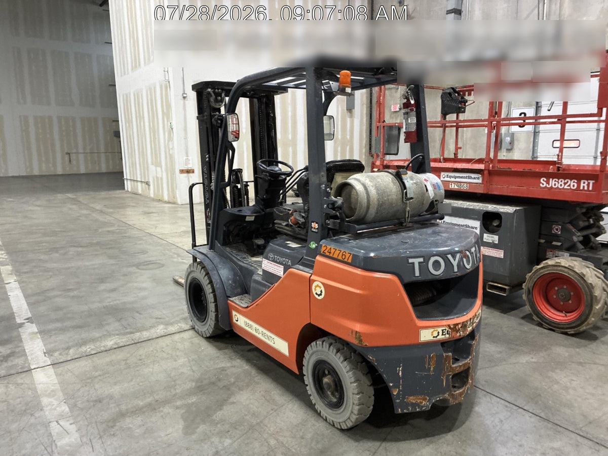 2022 TOYOTA 50-8FGU25