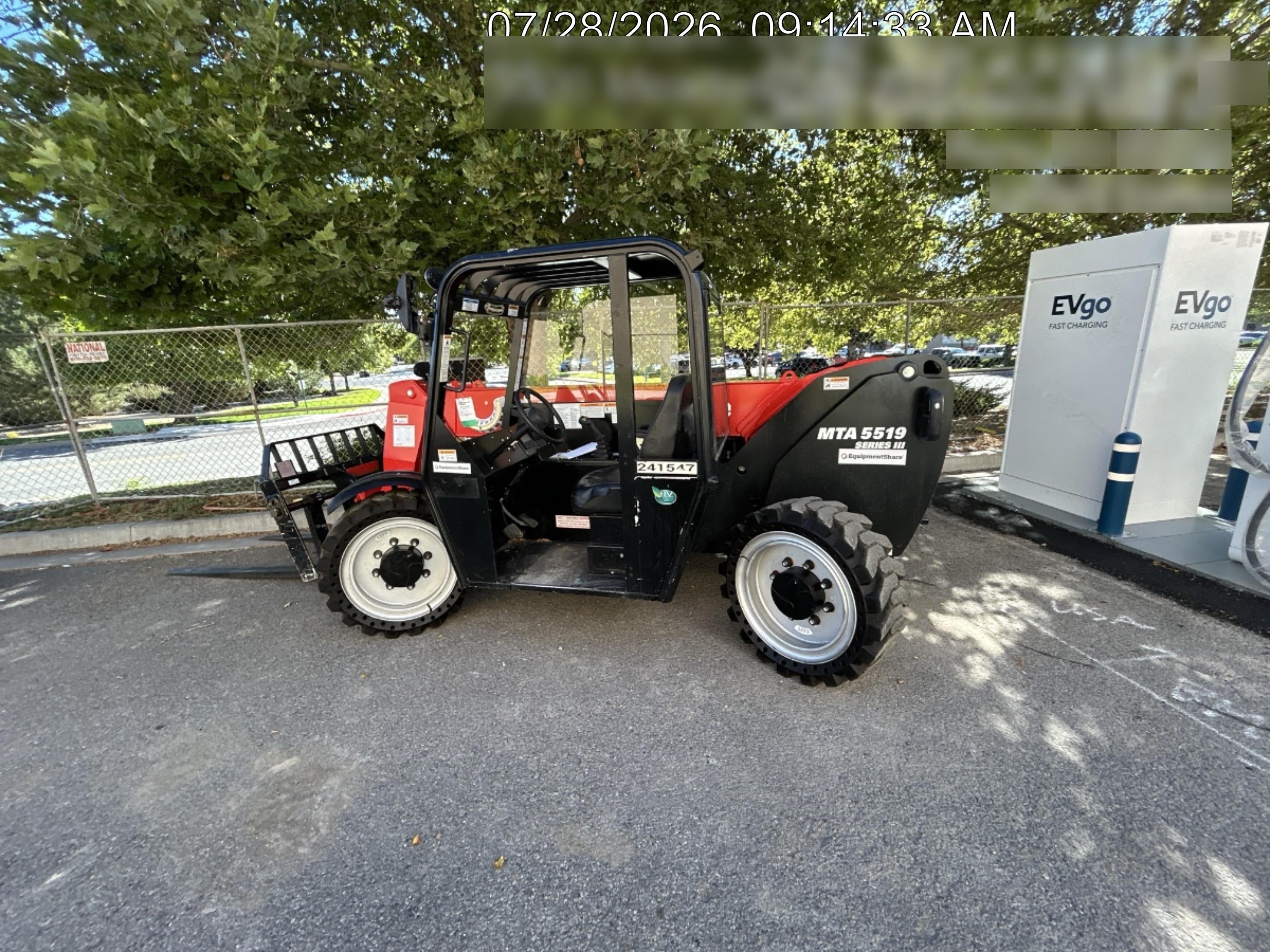 2022 MANITOU MTA5519