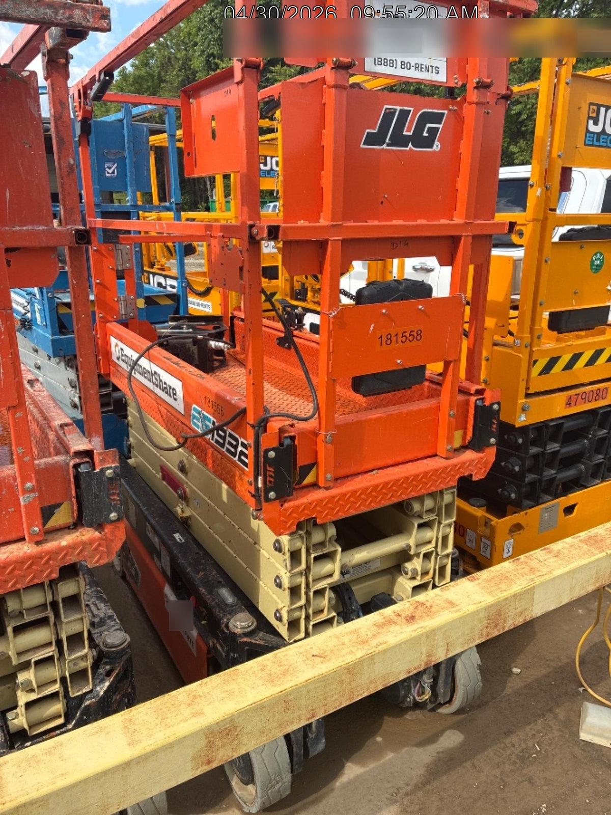 2021 JLG ES1932