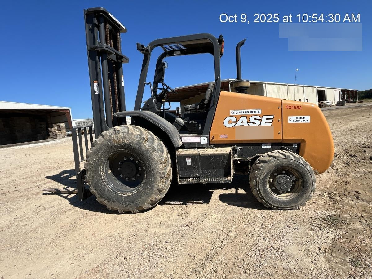 2023 CASE 588H