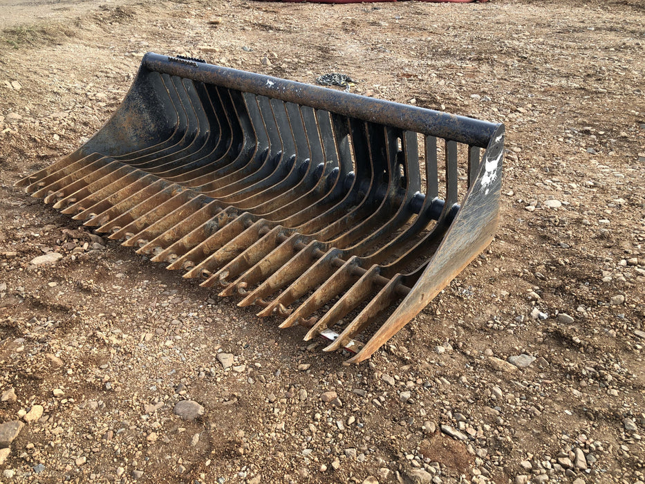 2019 BOBCAT 74" Rock Bucket - Bobcat