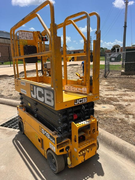 2023 JCB S1930E