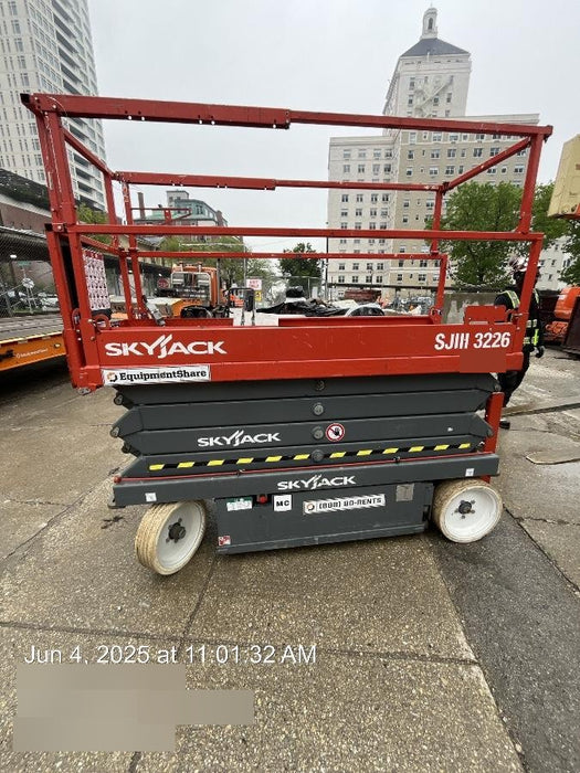 2017 Skyjack SJIII-3226 Standard Rental Specs