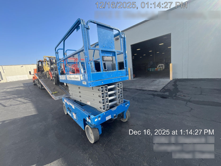 2020 Genie GS-3246 Standard, Folding full height swing gate, 800W Inverter