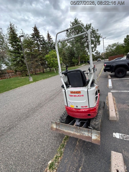 2022 TAKEUCHI TB210R