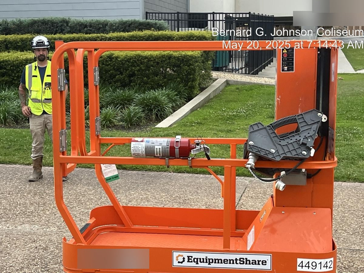 2024 JLG 1230ES