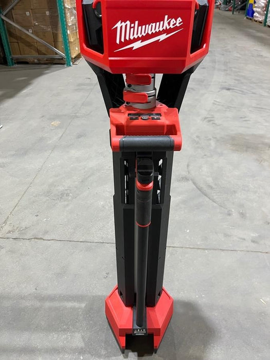 2024 MILWAUKEE 2136-20