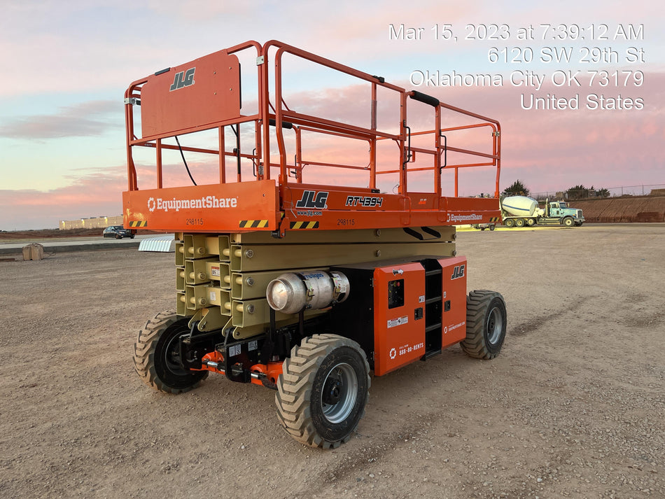 2023 JLG RT4394