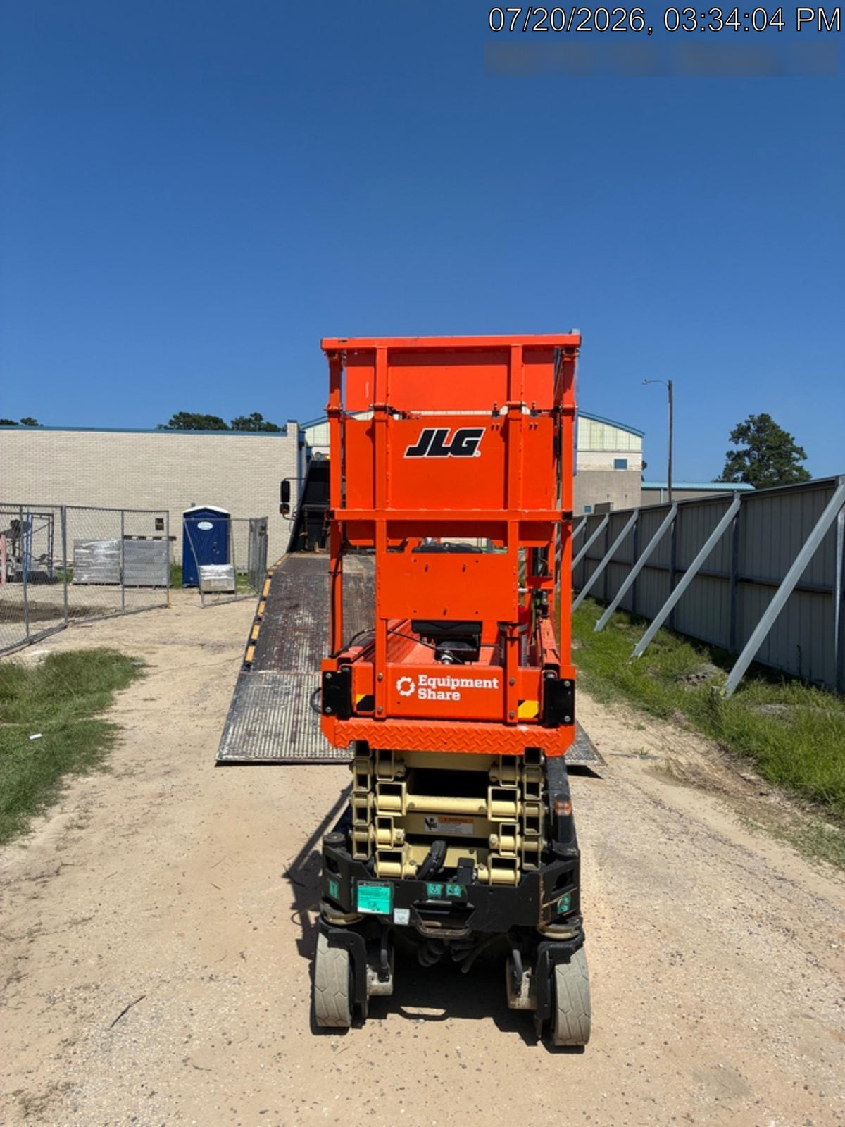 2025 JLG ES1932