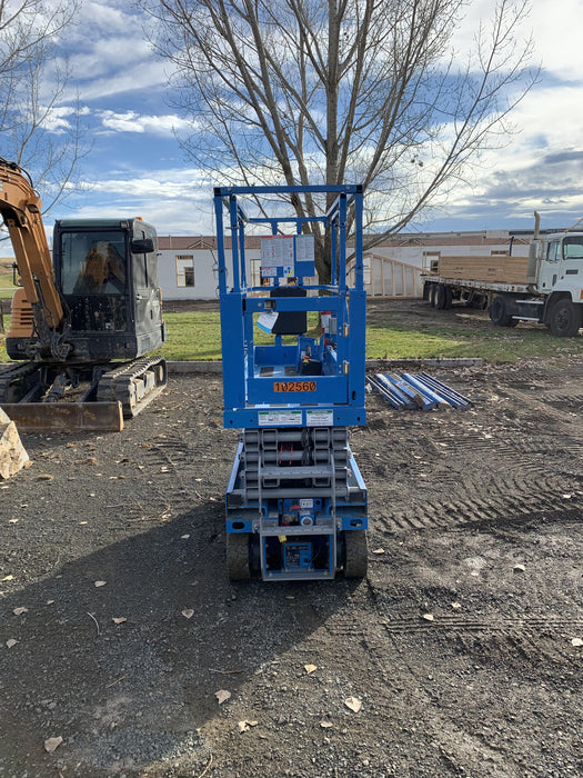 2020 Genie GS-1930 Solid Non Marking Tires, Beacon, Folding rails with half height swing gate, 800W Inverter