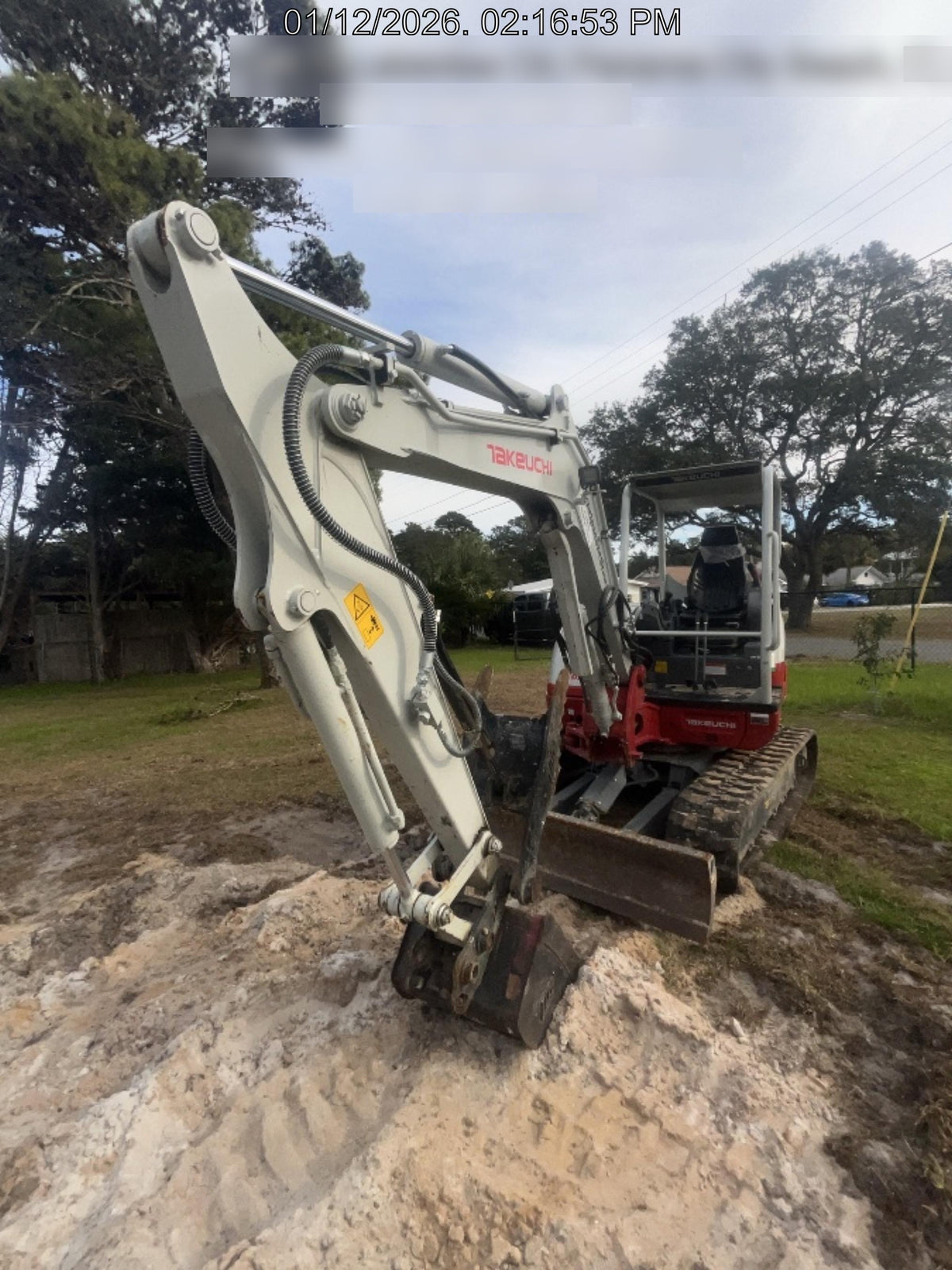 2025 TAKEUCHI 24" Bucket Takeuchi
