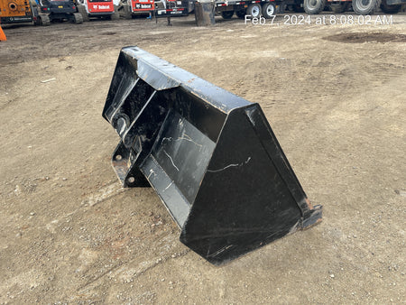 2023 JLG 1001100822