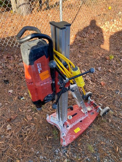 2021 HILTI DD250E