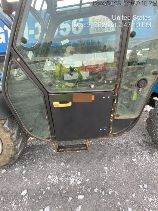 2019 Genie GTH-1056 Cab/Heat/AC, Solid RT Tires, LED Work Lights, Beacon 60" QA Carriage, 60" Forks