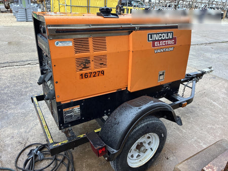 2021 Lincoln Electric Vantage 322 Vantage 322 Ready Pak 3 w/ Decals, ORANGE (includes trailer, cable rack, fender light kit) NO Telematics