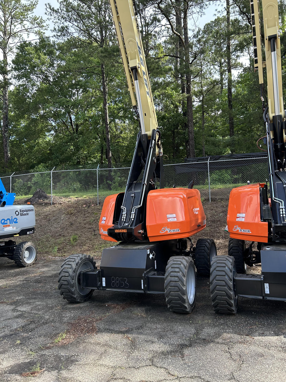 2025 JLG 660SJ