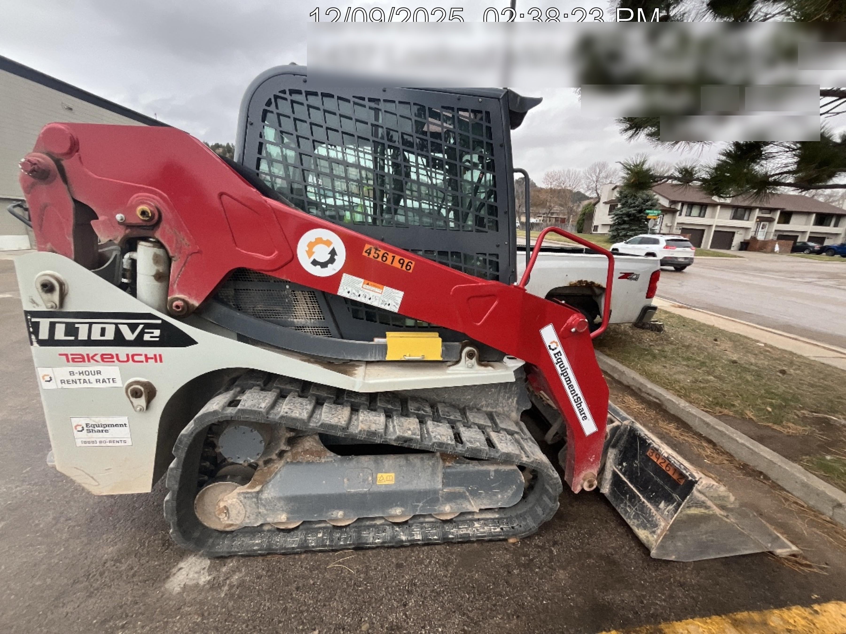 2024 TAKEUCHI TL10V2-CR