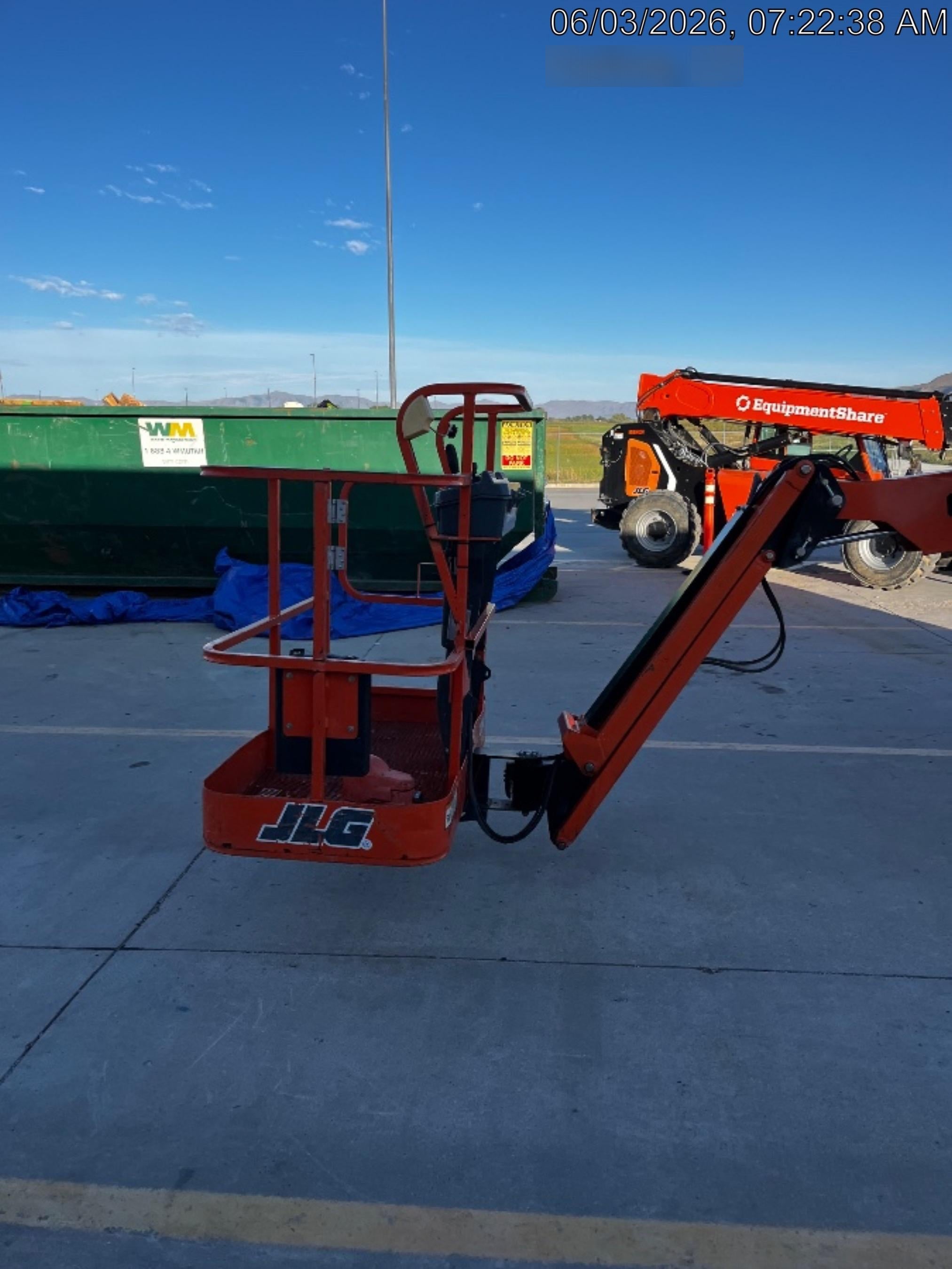 2019 JLG E450AJ