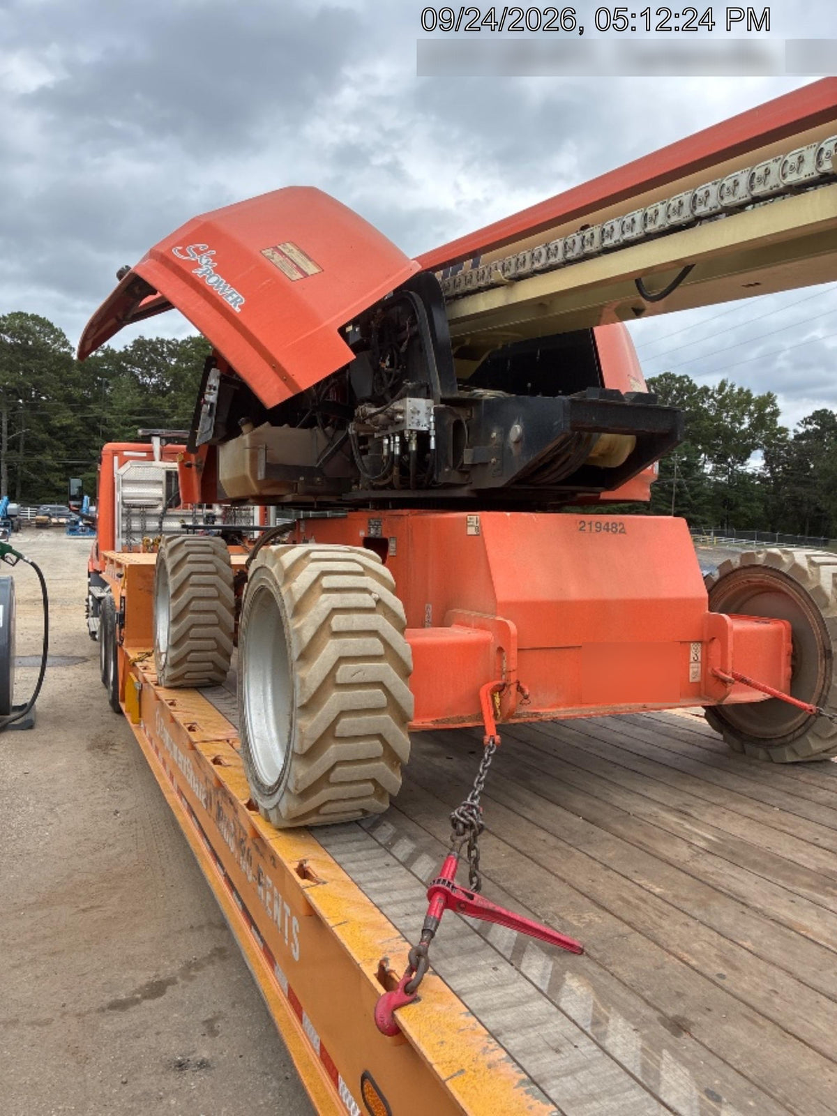 2022 JLG 660SJ