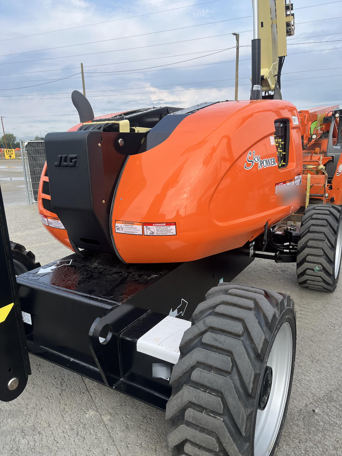 2026 JLG 600AJ