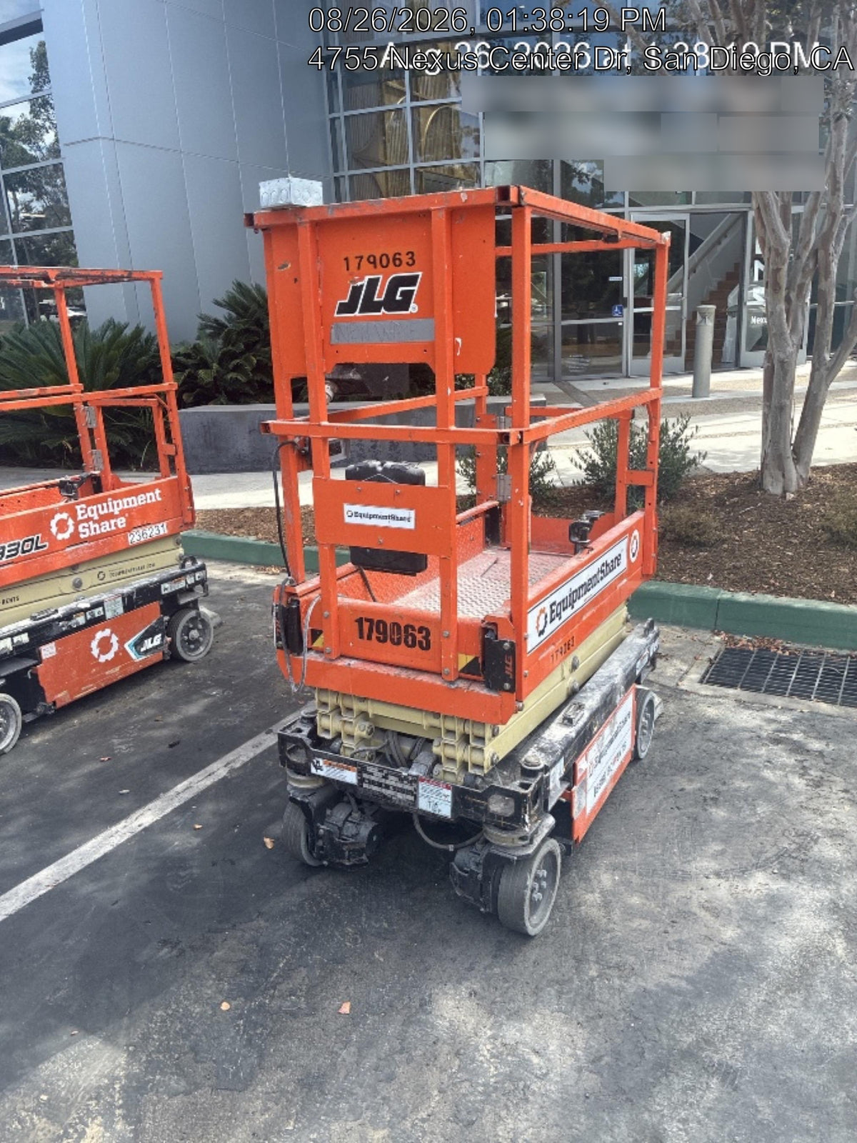 2021 JLG ES1330L