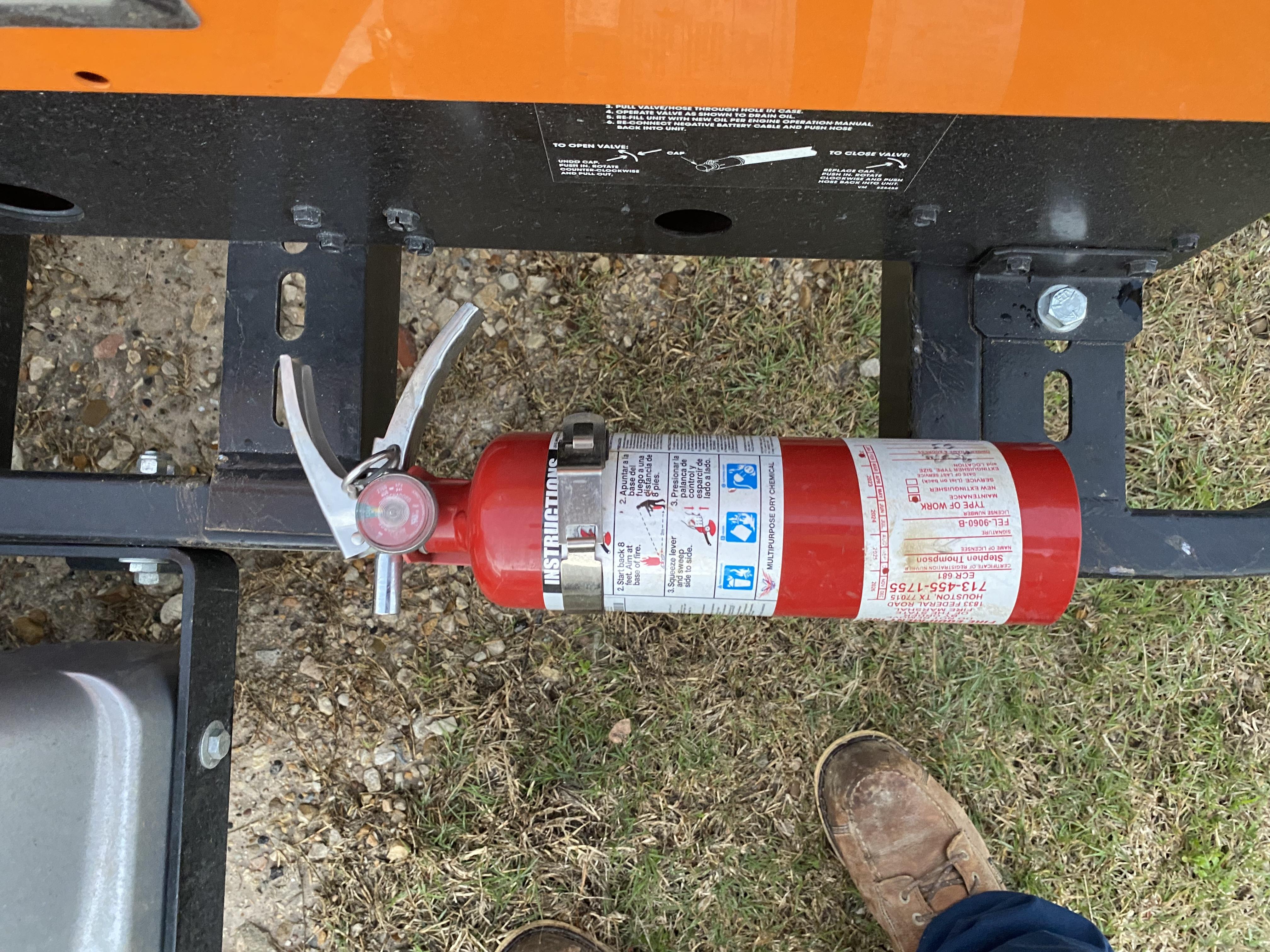 2022 Lincoln Electric LE400 Kubota V1505, Trlr, Cable Rack, Light Kit, ES Decals, T3