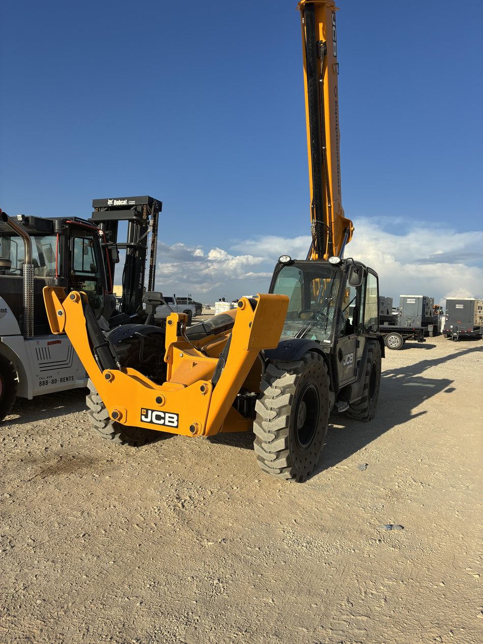 2026 JCB 512-56