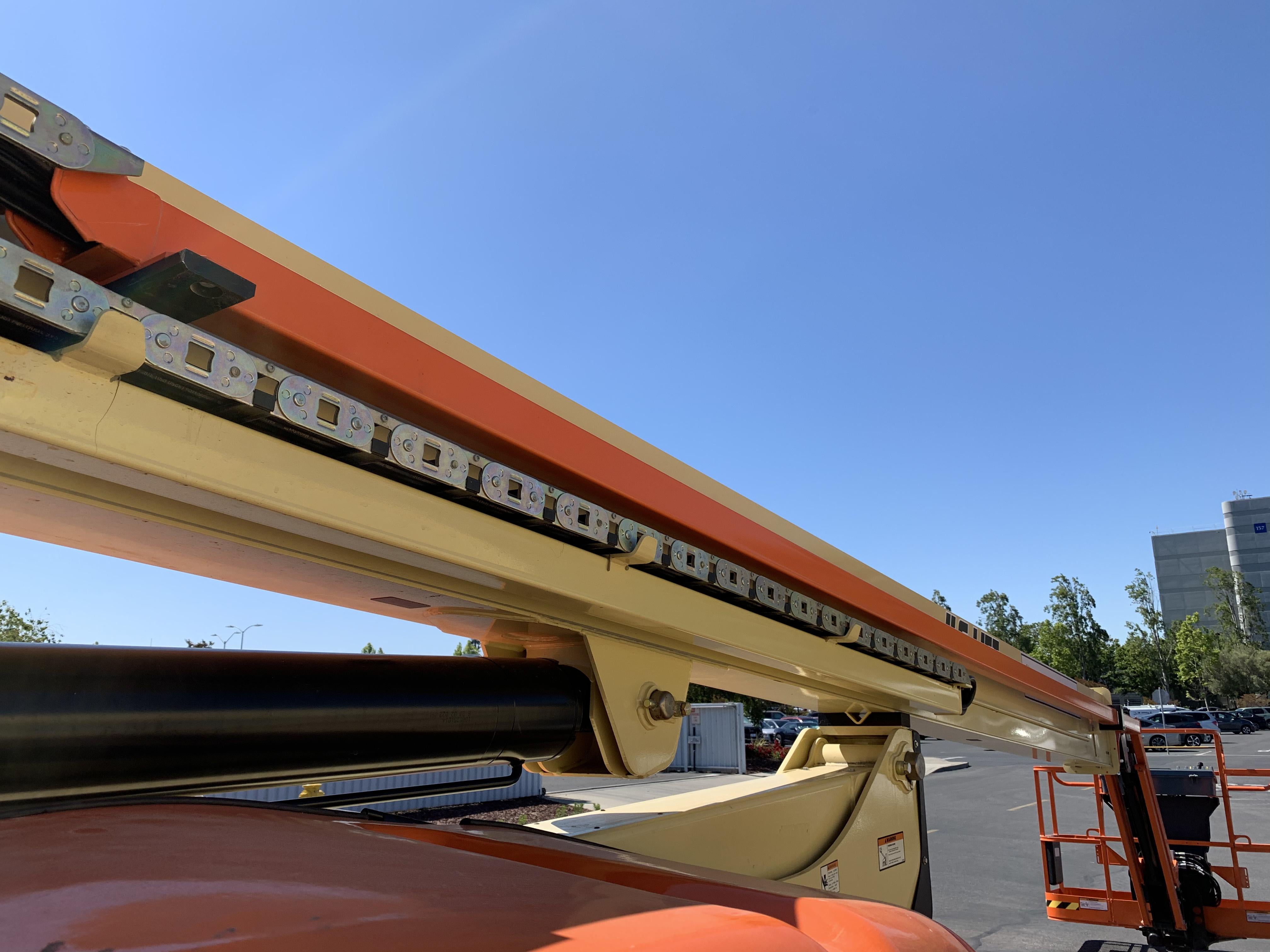 2021 JLG H600SJP