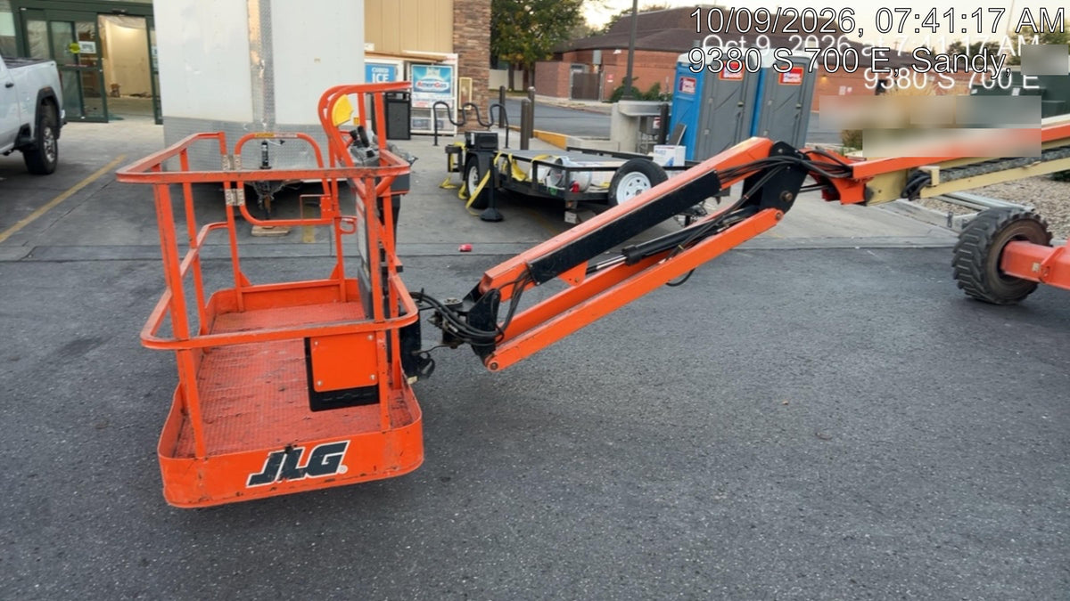 2019 JLG 460SJ