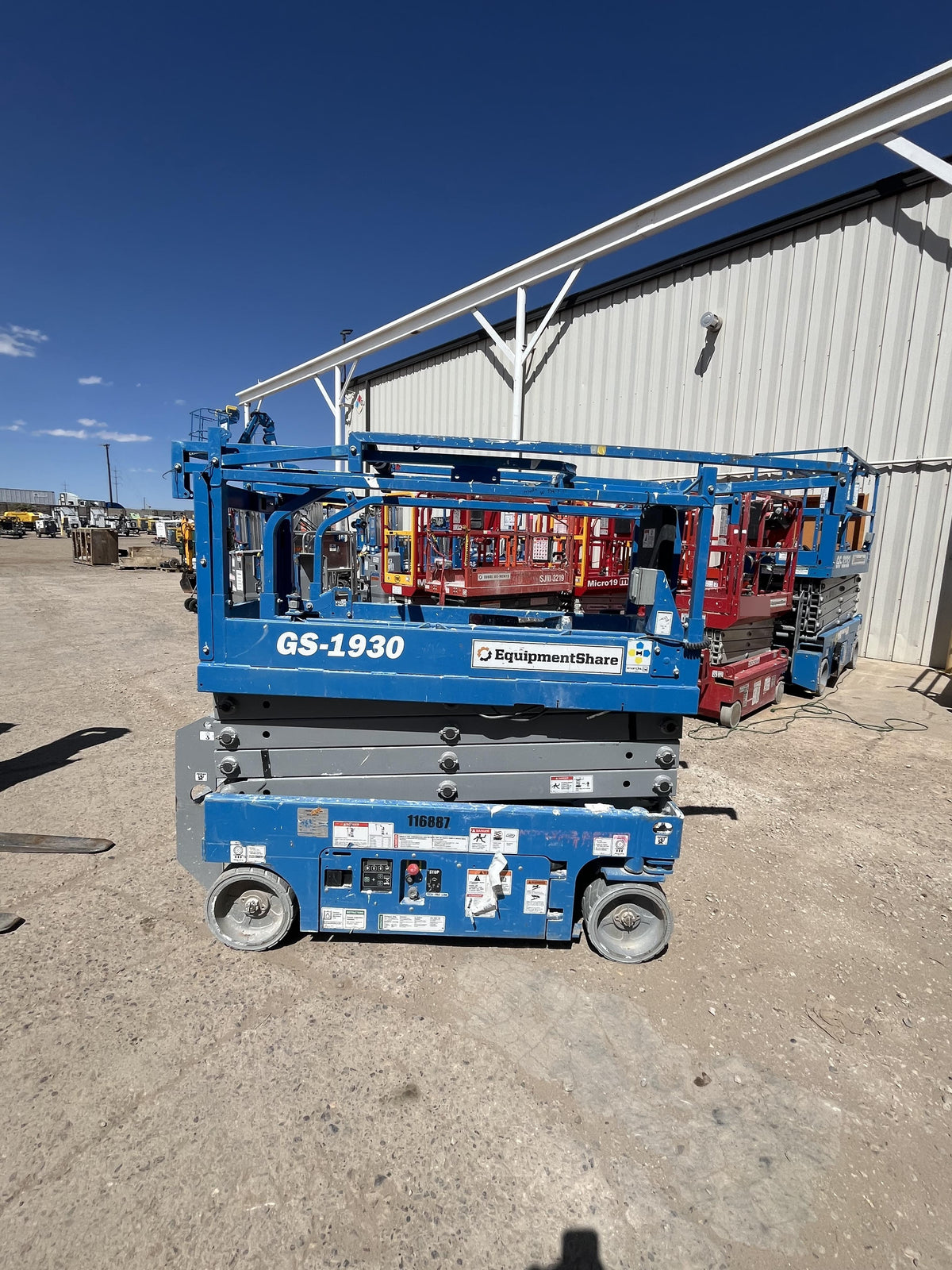 2020 Genie GS-1930 Solid Non Marking Tires, Beacon, Folding rails with half height swing gate