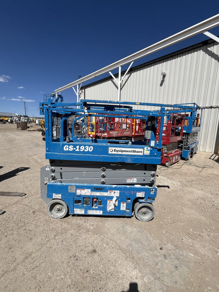 2020 Genie GS-1930 Solid Non Marking Tires, Beacon, Folding rails with half height swing gate
