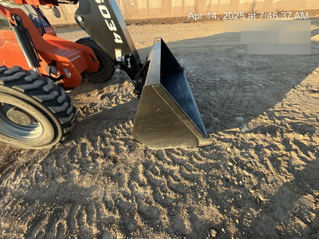 2024 JLG 1001100823
