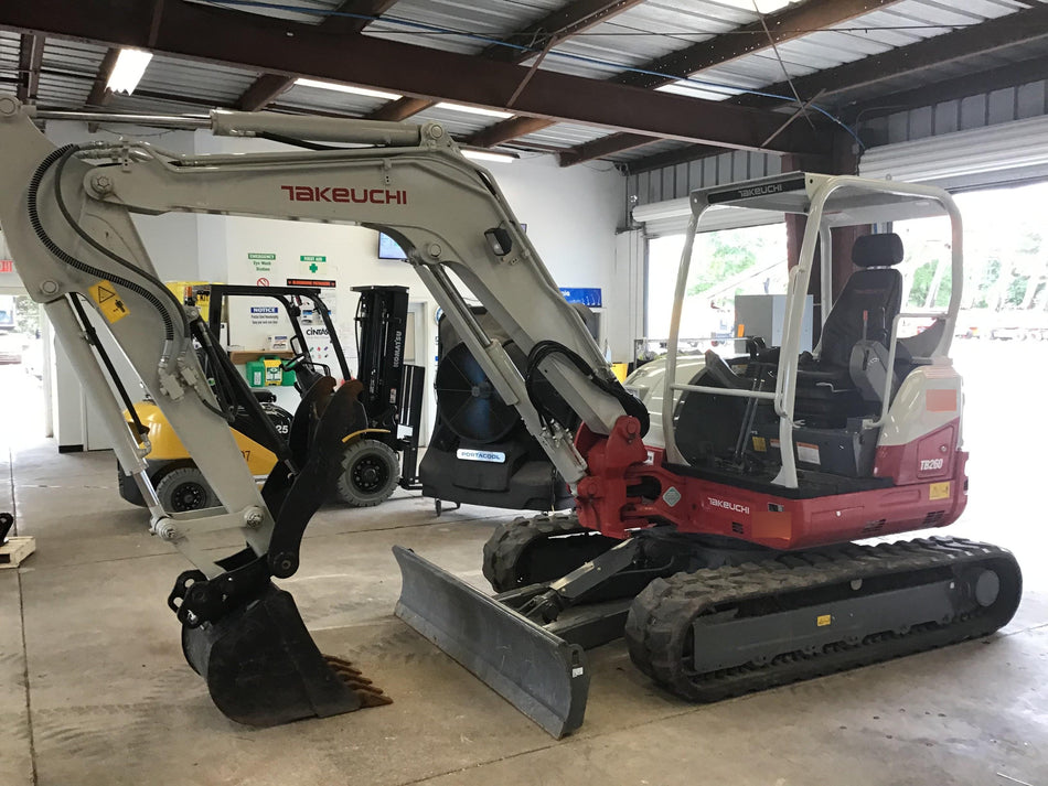 2019 TAKEUCHI TB260