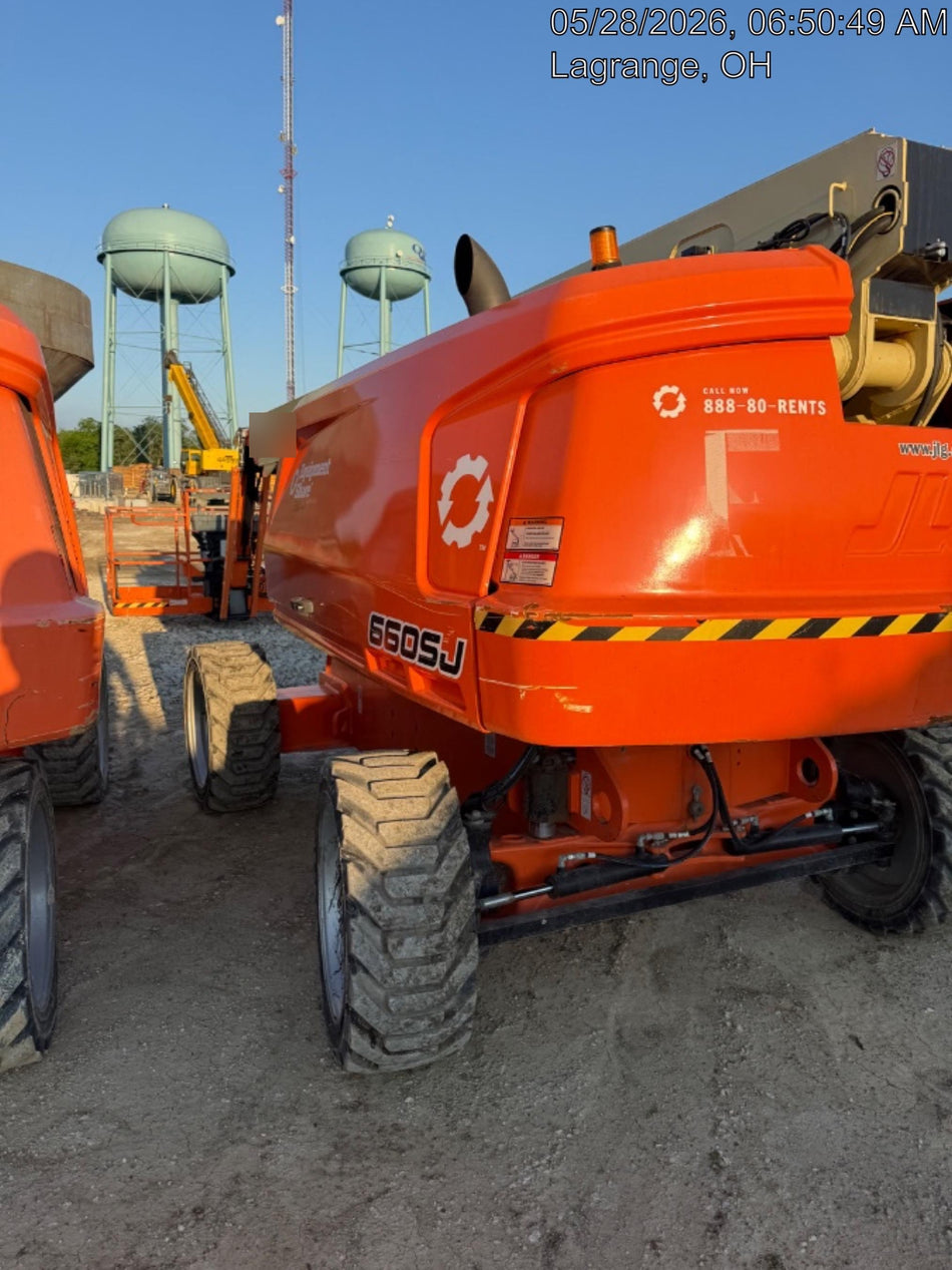 2022 JLG 660SJ