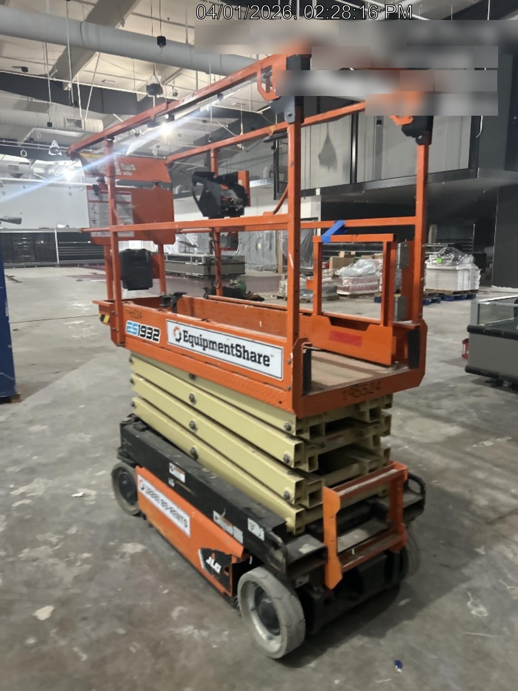 2021 JLG ES1932