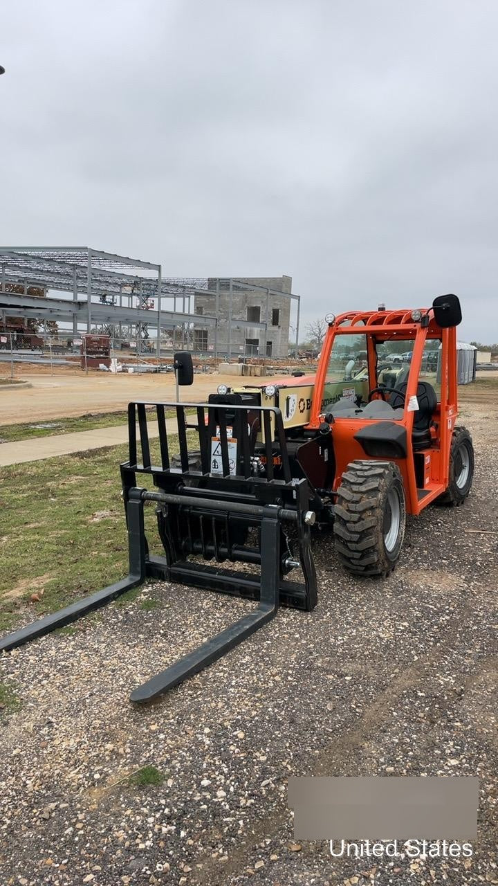 2023 JLG G5-18A