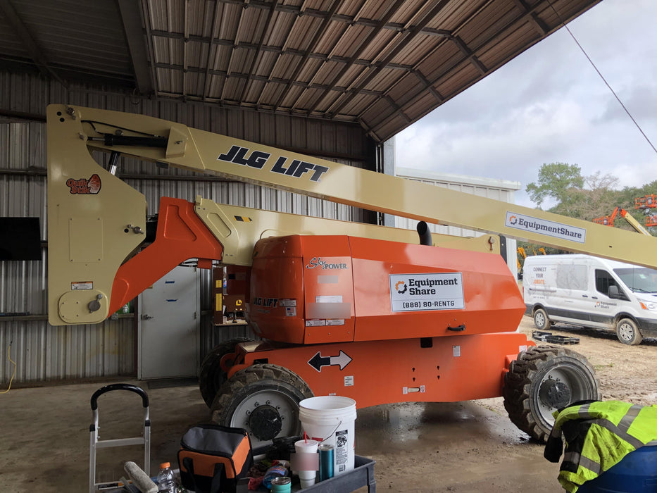 2020 JLG 800AJ