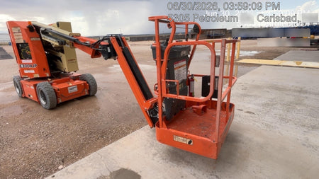 2020 JLG E300AJP