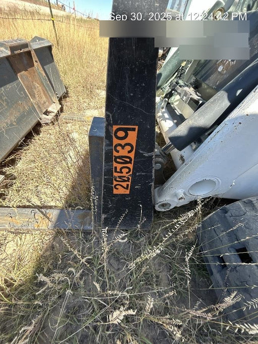 2022 ARROW MATERIAL HANDLING 60" Pallet Forks - Arrow