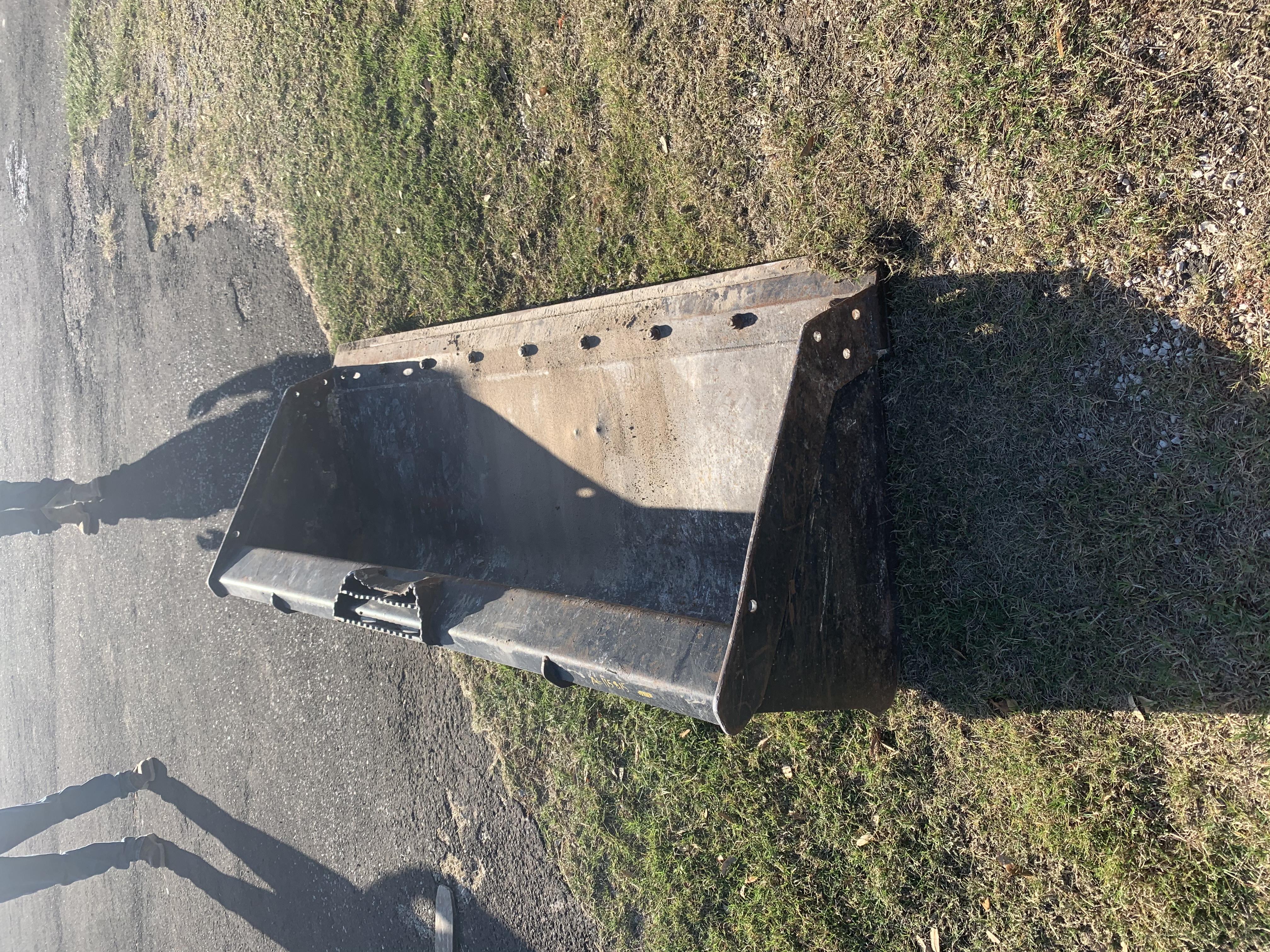 2020 EMKAY 48" Pallet Forks - Emkay