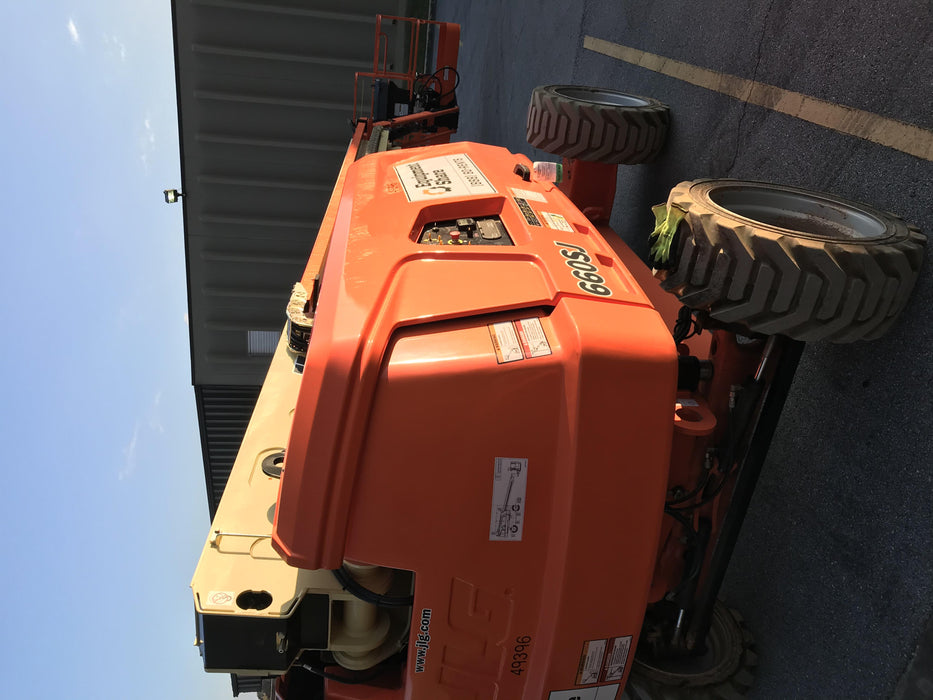 2019 JLG 660SJ