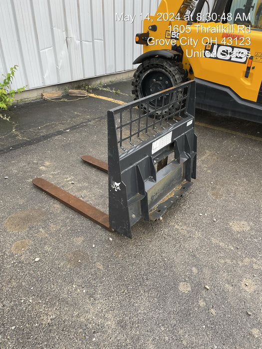 2023 BOBCAT 36" Mini Skid Steer Fork Carriage - Bobcat