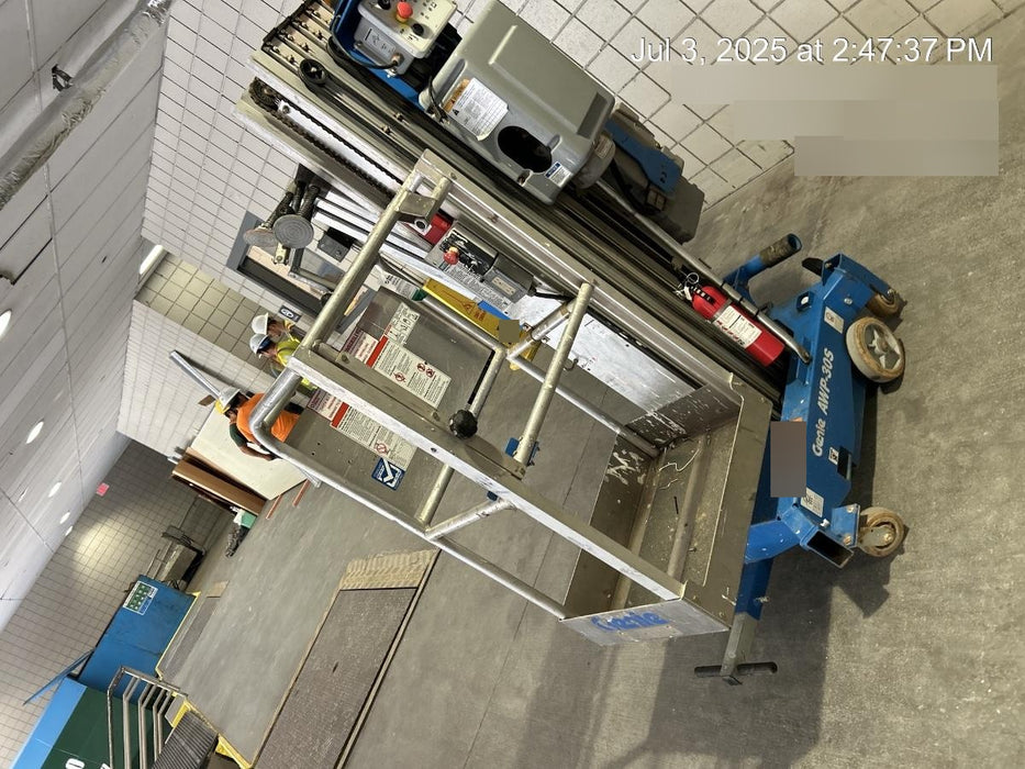 2021 GENIE AWP-30S DC