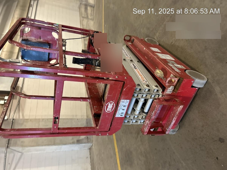 2019 MEC 1330SE MEC 1330SE w/ES Track Hardware, Full Extended 2 Year Warranty