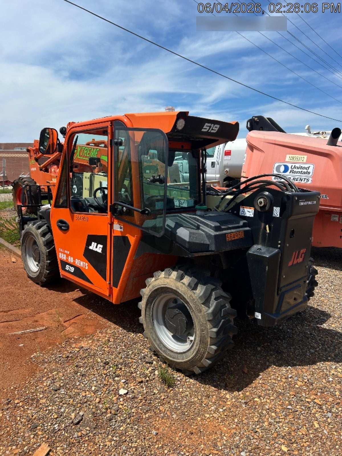 2025 JLG 519