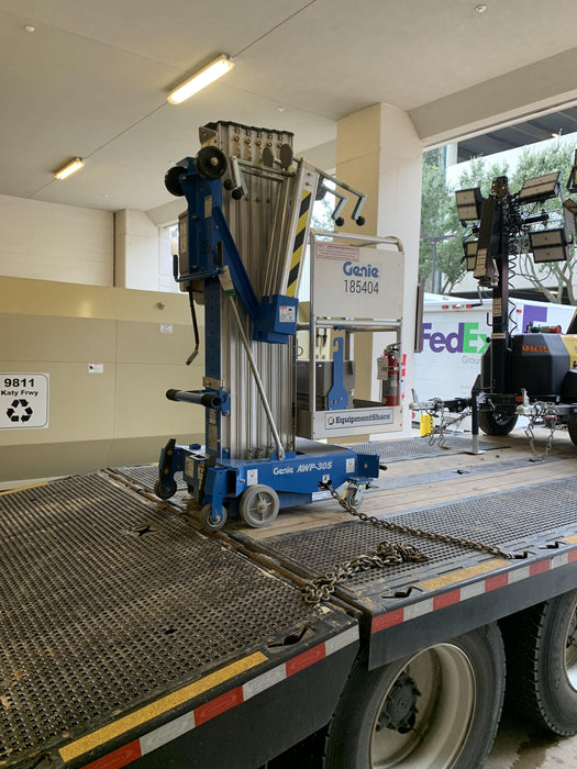 2021 GENIE AWP-30S DC