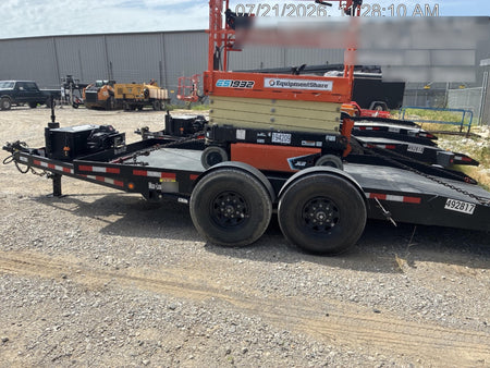 2021 JLG ES1932