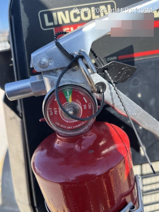 2019 Lincoln Electric Vantage 322 Lincoln Vantage 322 Welder w/Trailer, Light Kit, Cable Rack