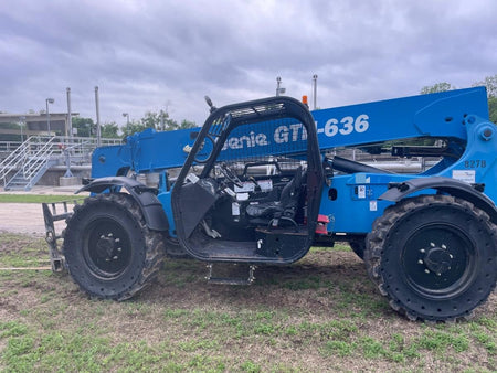2018 Genie GTH-636 Genie GTH-636 w/Open ROPS, Solid Tires, Work Light/Beacon, 48" Carriage and Forks