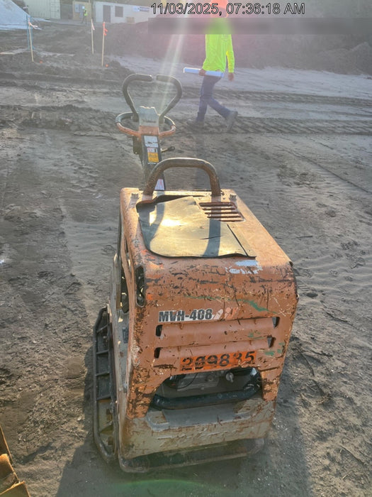 2022 Multiquip MVH408GH Reversible Plate Compactor, Gas
